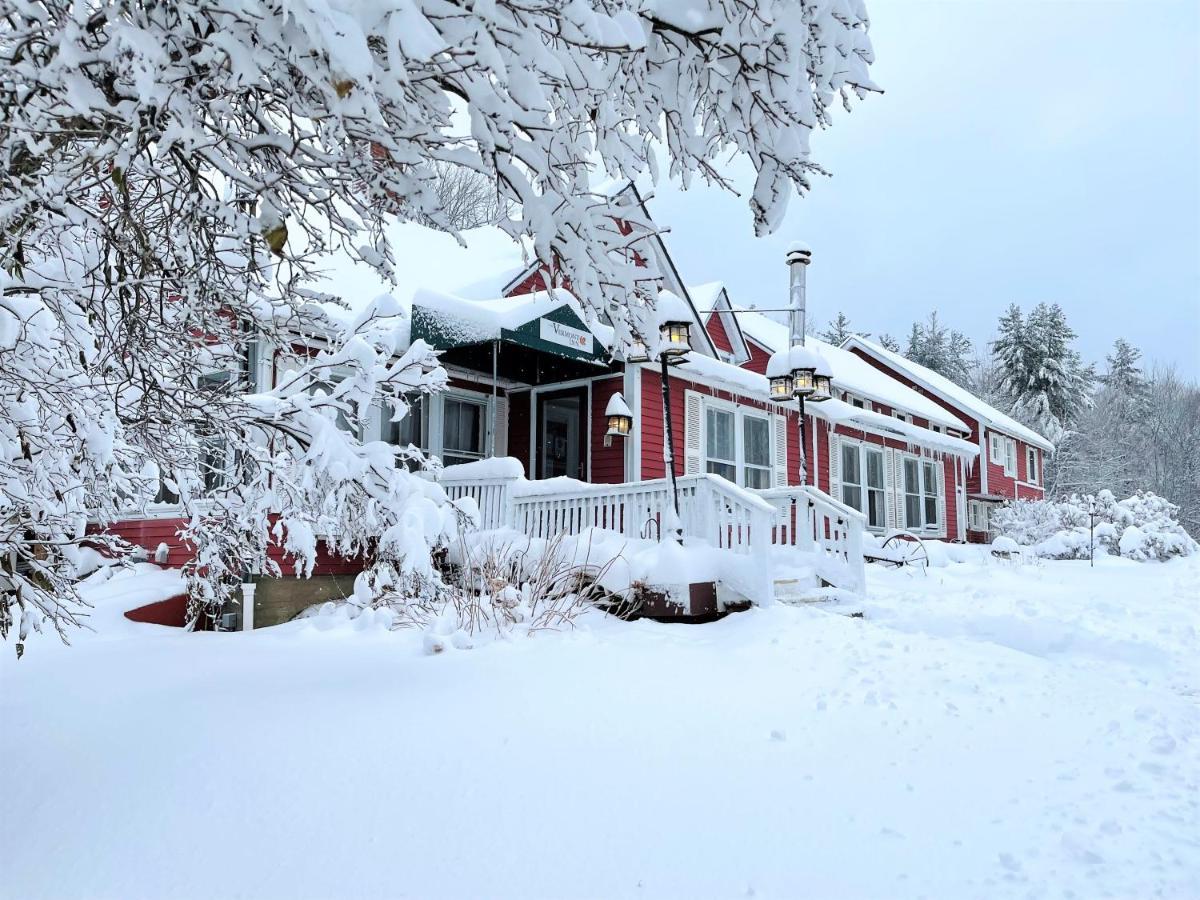 The Vermont Inn Mendon Exterior photo