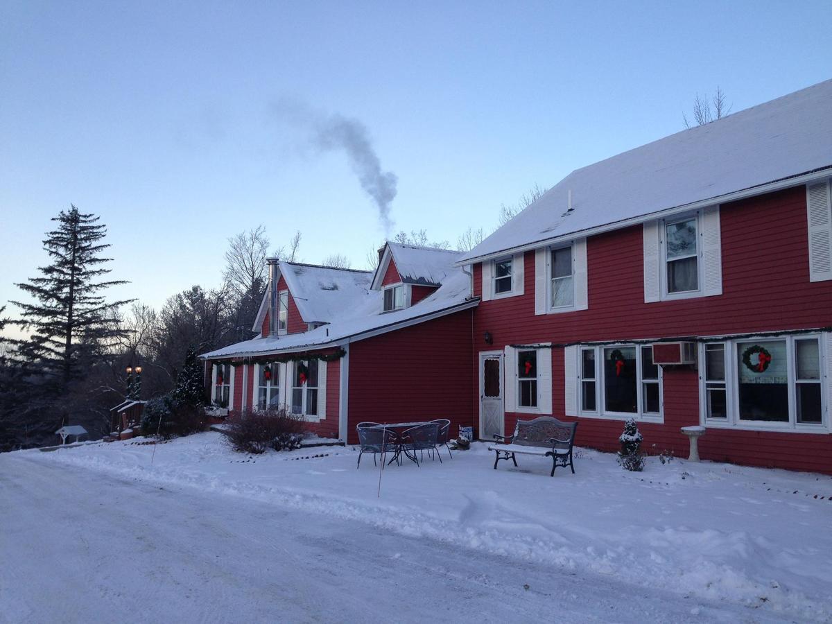 The Vermont Inn Mendon Exterior photo